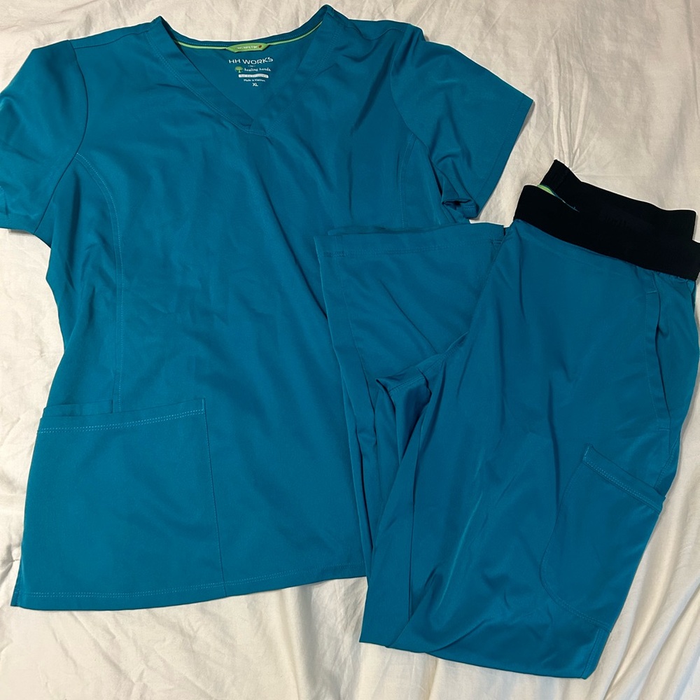 Healing Hands Scrub Set